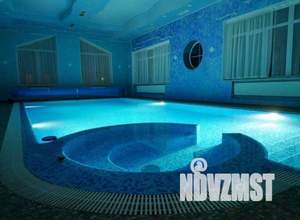 Дом 1100м², 3-этажный, посуточно,