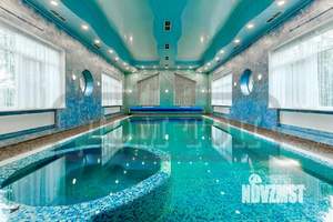 Дом 1100м², 3-этажный, посуточно,