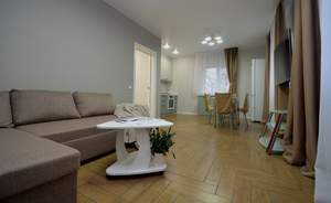 Дом 100м², 2-этажный, на длительный срок,