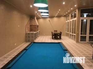 Дом 350м², 2-этажный, посуточно,