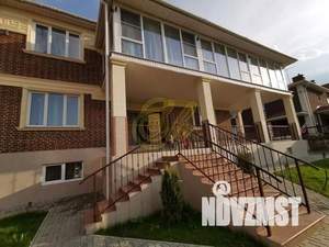 Дом 850м², 2-этажный, посуточно,