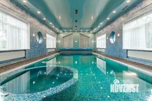 Дом 800м², 3-этажный, посуточно,