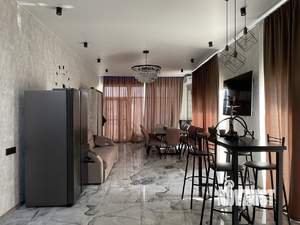 Дом 200м², 2-этажный, посуточно,