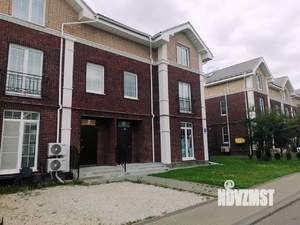 Таунхаус 103м², 3-этажный, на длительный срок,