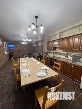 Дом 300м², 2-этажный, посуточно,