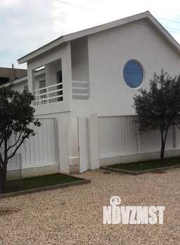 Дом 200м², 2-этажный, посуточно,