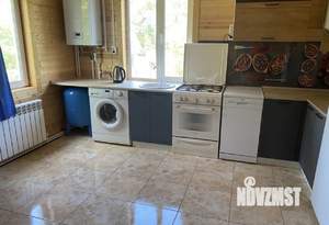 Дом 75м², 2-этажный, на длительный срок,