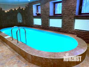 Дом 600м², 3-этажный, посуточно,