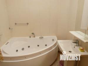 Дом 200м², 2-этажный, посуточно,