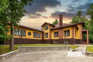 Дом 800м², 3-этажный, посуточно,