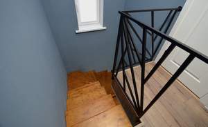 Дом 100м², 2-этажный, на длительный срок,