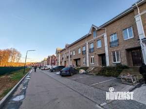 Таунхаус 168м², 3-этажный, участок 1 сот.