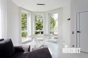 Коттедж 220м², 3-этажный, участок 3 сот.