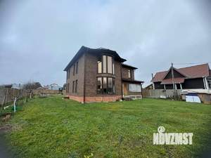 Дом 261м², 2-этажный, участок 18 сот.