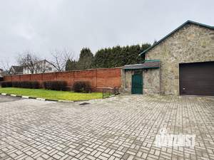 Коттедж 500м², 3-этажный, участок 15 сот.