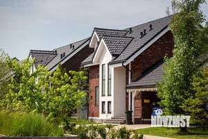 Коттедж 180м², 2-этажный, участок 6 сот.