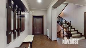 Дом 405м², 3-этажный, участок 11 сот.