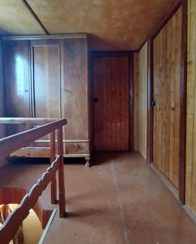 Дом 40м², 2-этажный, участок 6 сот.