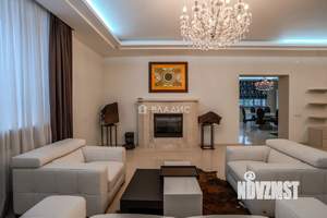 Дом 365м², 3-этажный, участок 24 сот.