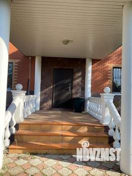 Дом 204м², 3-этажный, участок 12 сот.