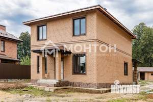 Коттедж 186м², 2-этажный, участок 5 сот.