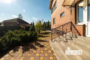 Дом 286м², 2-этажный, участок 10 сот.