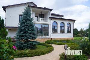 Дом 770м², 3-этажный, участок 30 сот.