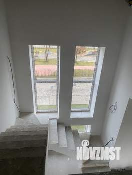 Коттедж 150м², 2-этажный, участок 6 сот.