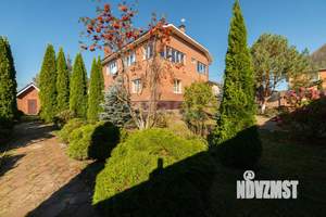 Дом 286м², 2-этажный, участок 10 сот.