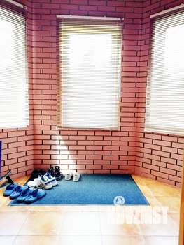 Коттедж 280м², 2-этажный, участок 10 сот.