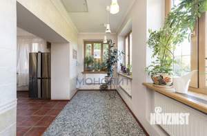 Дом 287м², 2-этажный, участок 18 сот.