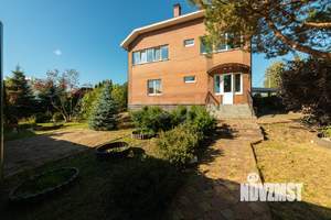 Дом 286м², 2-этажный, участок 10 сот.