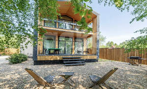 Дом 130м², 2-этажный, участок 5 сот.