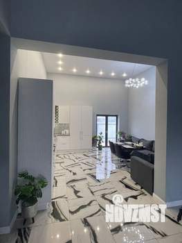 Дом 218м², 1-этажный, участок 6 сот.