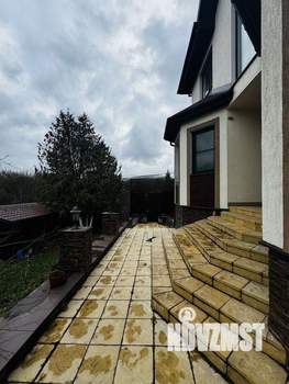 Дом 93м², 2-этажный, участок 11 сот.