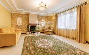 Дом 500м², 3-этажный, участок 10 сот.