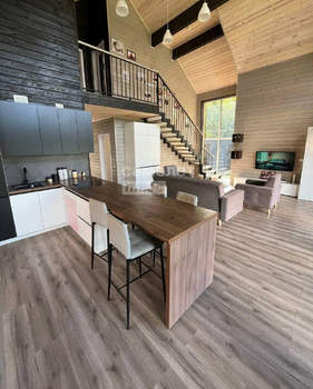 Дом 160м², 2-этажный, участок 6 сот.