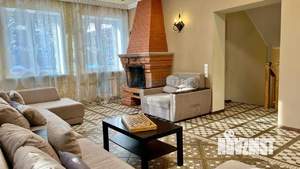 Дом 273м², 3-этажный, участок 12 сот.