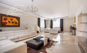 Дом 369м², 3-этажный, участок 24 сот.