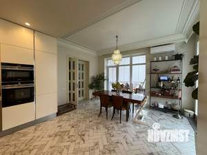 Коттедж 233м², 2-этажный, участок 12 сот.