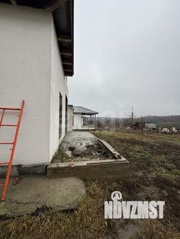 Дом 175м², 5-этажный, участок 15 сот.