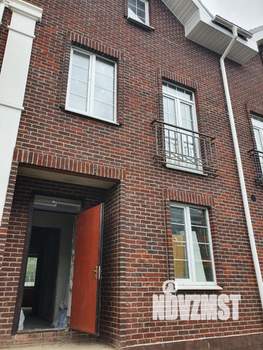 Таунхаус 150м², 3-этажный, участок 1 сот.