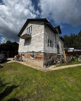 Дом 270м², 2-этажный, участок 6 сот.