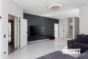 Коттедж 220м², 3-этажный, участок 3 сот.