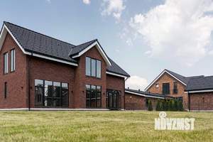 Коттедж 230м², 2-этажный, участок 8 сот.