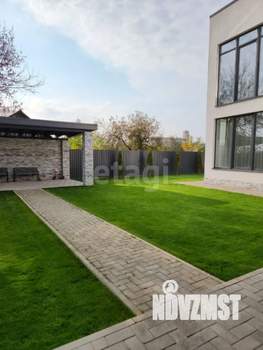 Дом 300м², 3-этажный, участок 7 сот.