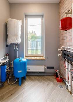 Дом 144м², 2-этажный, участок 4 сот.