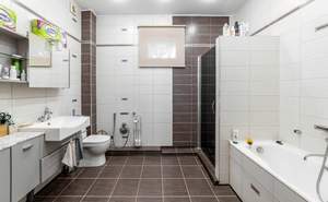 Дом 333м², 2-этажный, участок 25 сот.