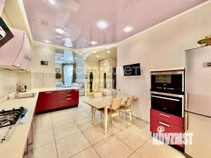 Таунхаус 165м², 4-этажный, участок 4 сот.