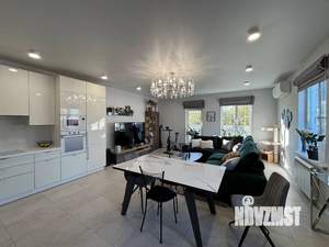 Таунхаус 150м², 2-этажный, участок 3 сот.